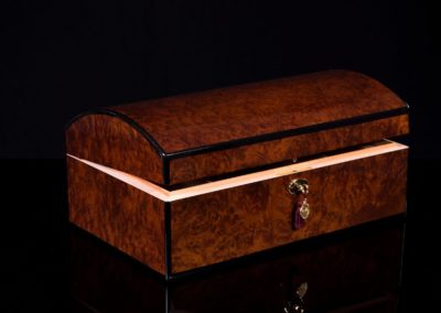 daniel marshall 10085 Treasure chest 2
